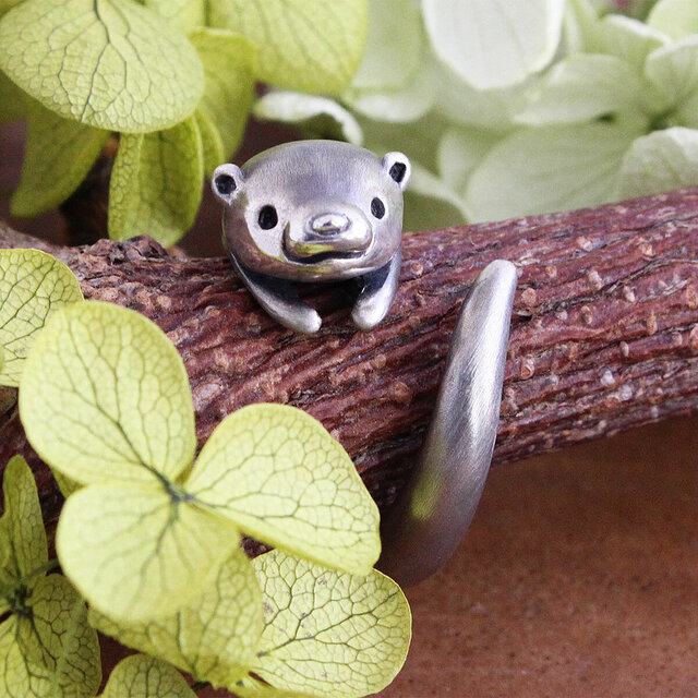 Pecca カワウソのピンキーリング